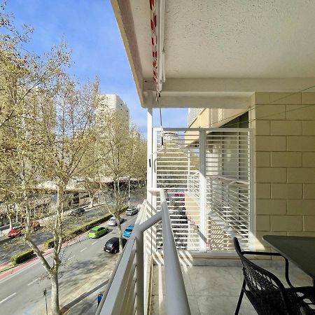 Magnificent Mediterraneo Apartment Бенидорм Экстерьер фото