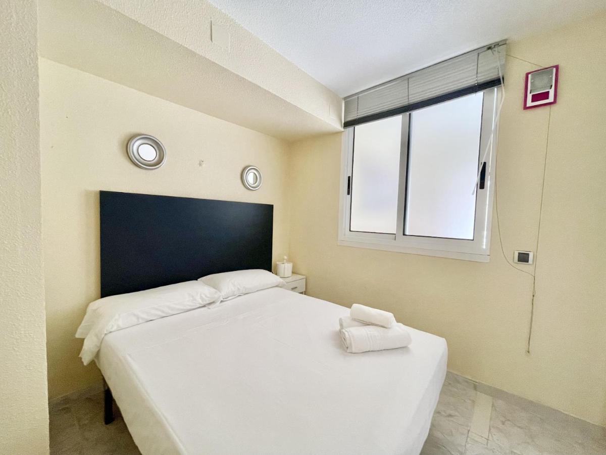 Magnificent Mediterraneo Apartment Бенидорм Экстерьер фото