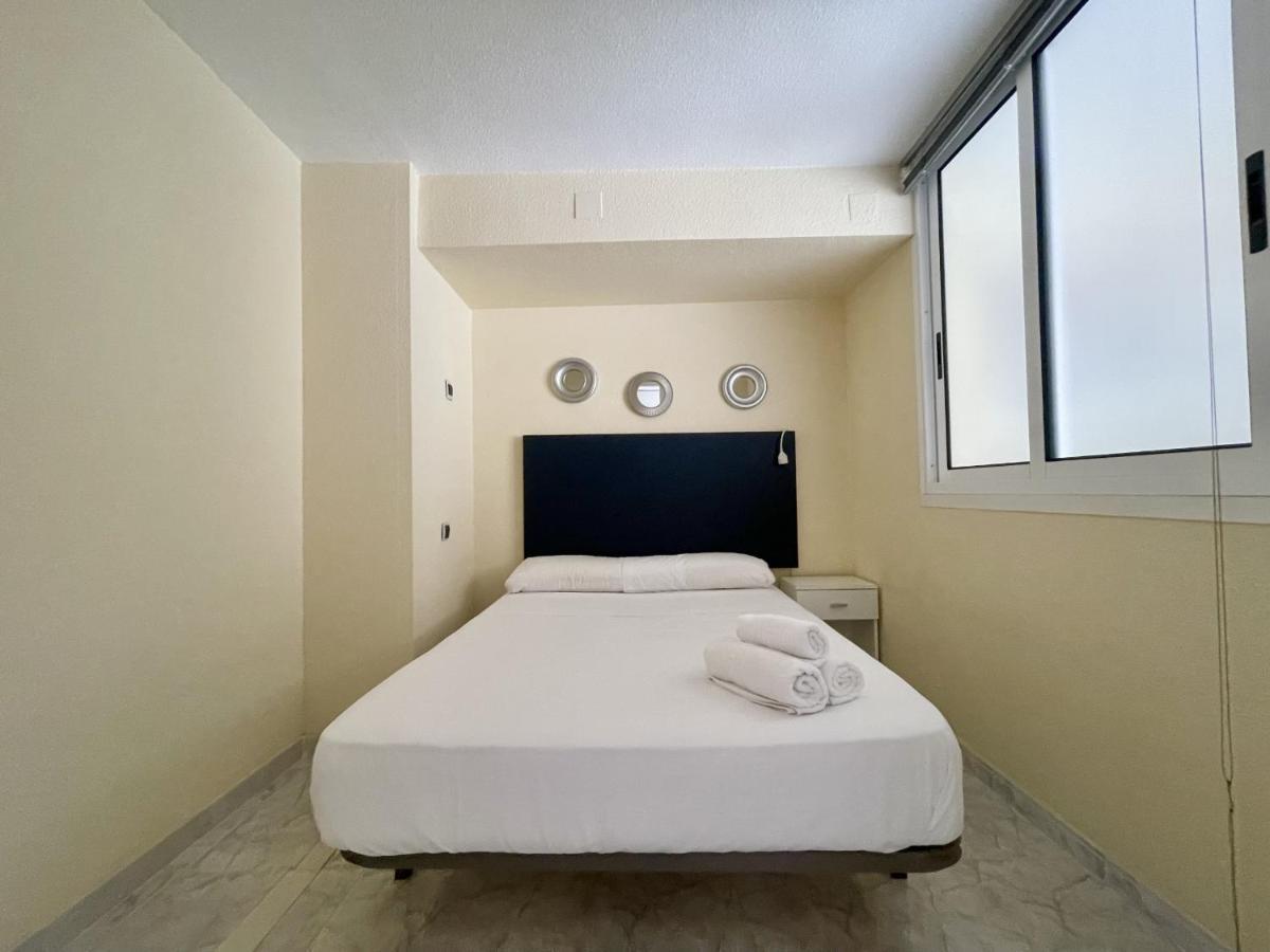 Magnificent Mediterraneo Apartment Бенидорм Экстерьер фото