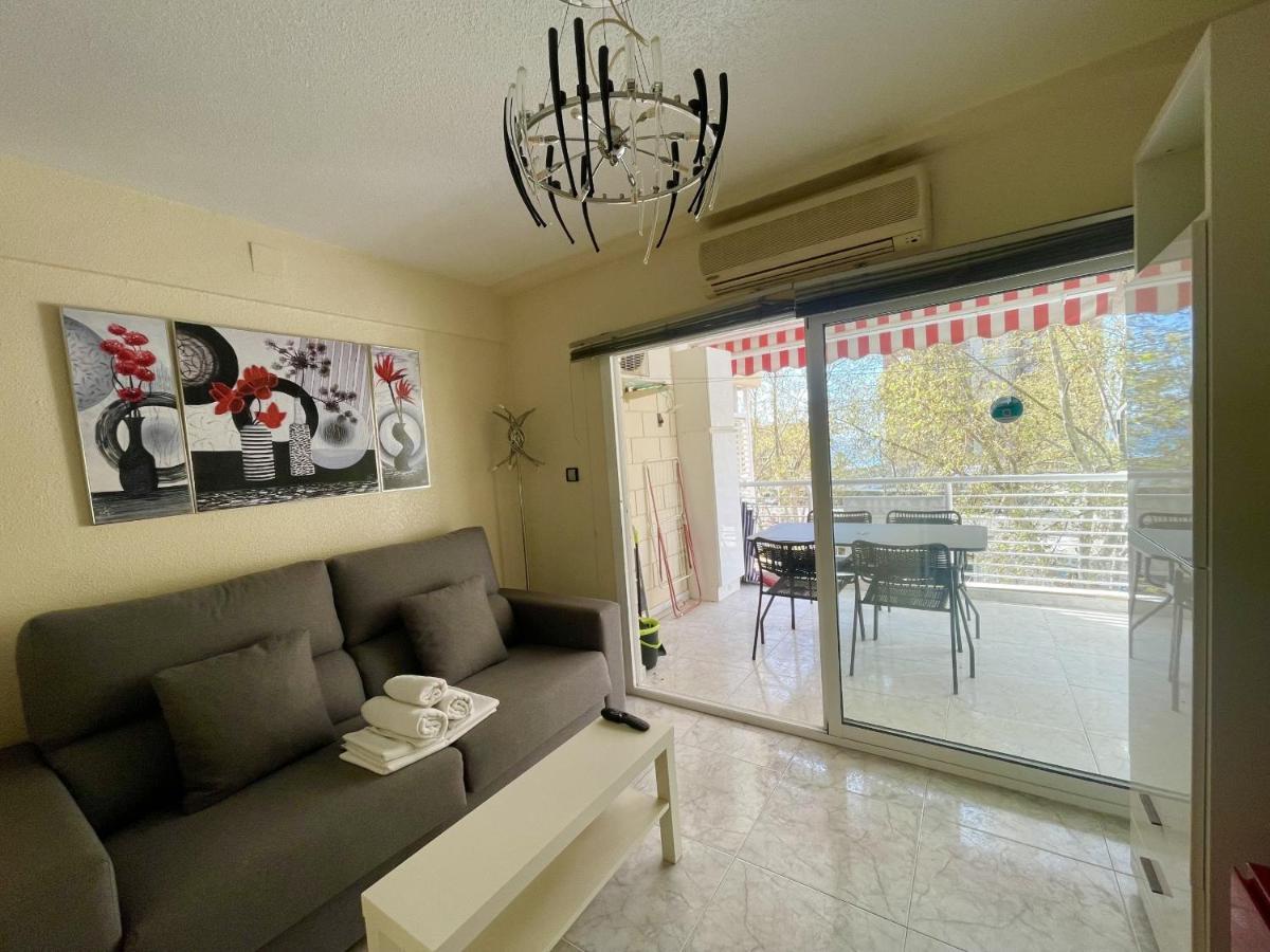 Magnificent Mediterraneo Apartment Бенидорм Экстерьер фото